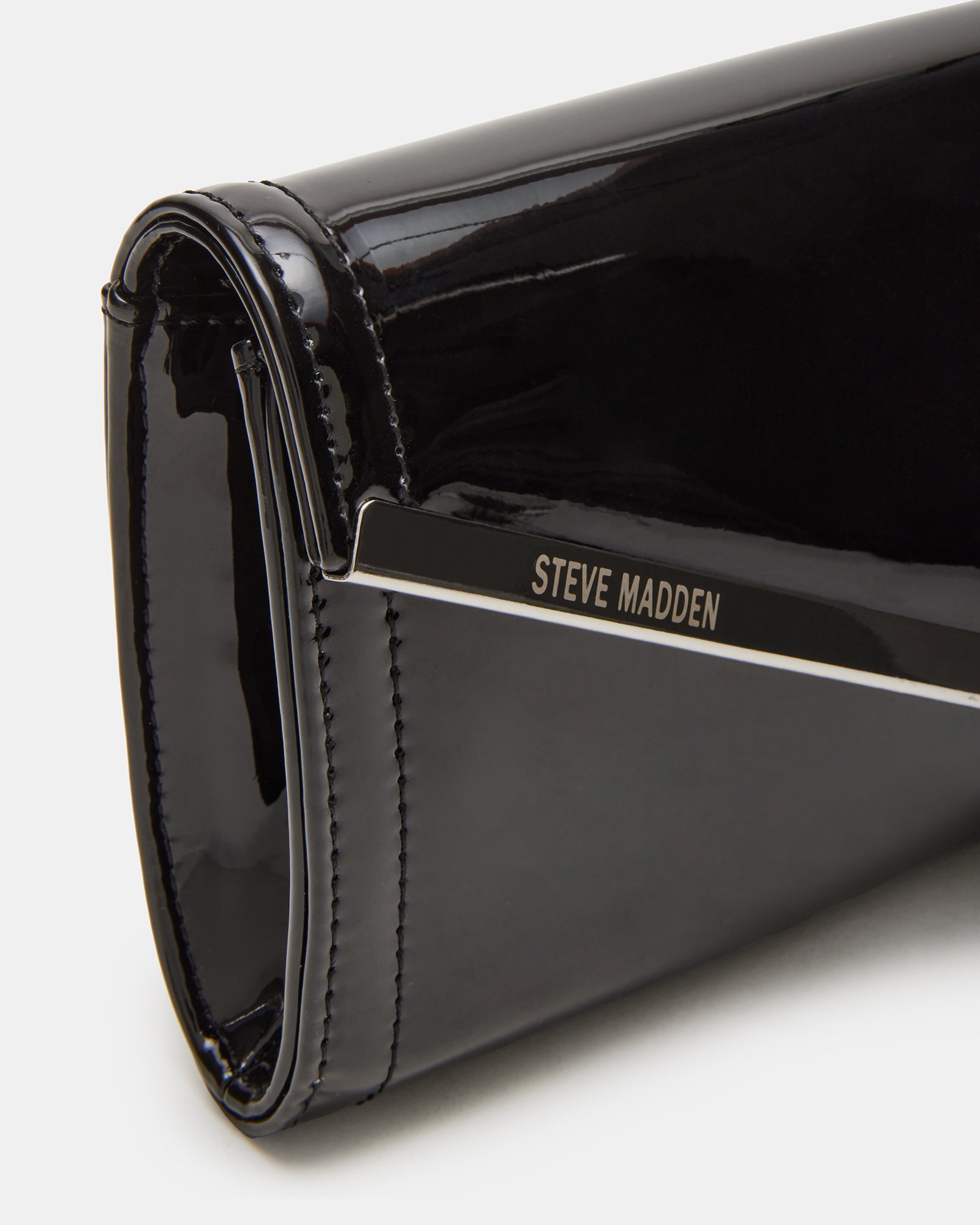CLUTCHD BAG BLACK PATENT - SM REBOOTED - Image 3