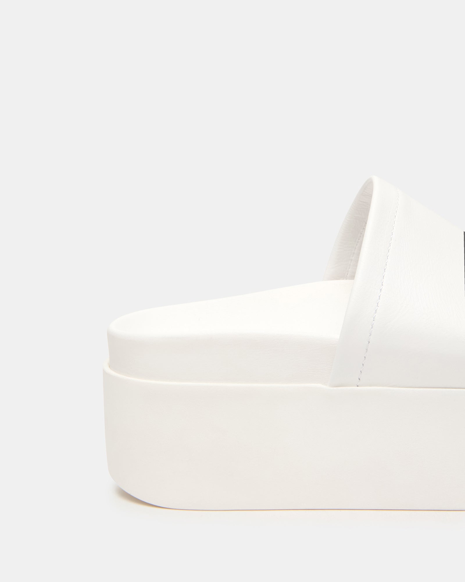 ARWEN WHITE LEATHER - Image 3