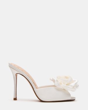 PRIYA FLOWER IVORY SATIN